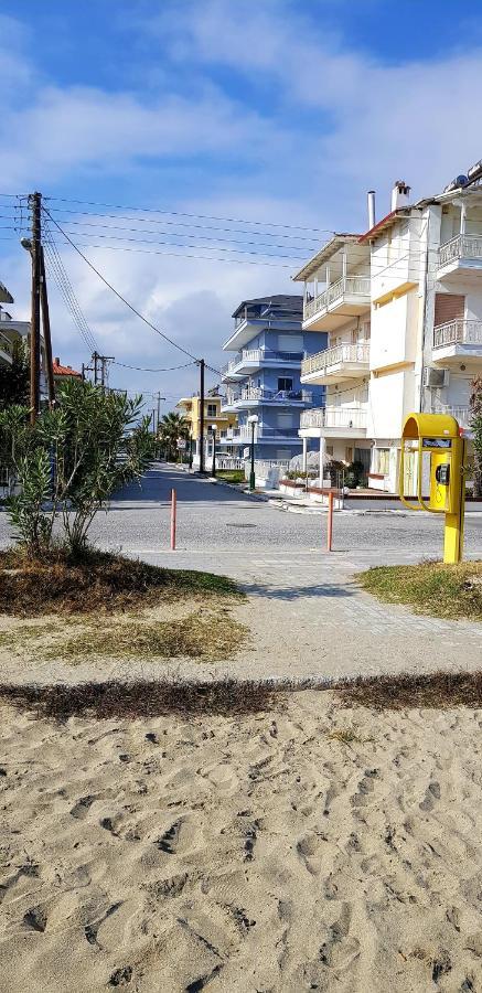 D&B Apartment 3 Paralia Katerinis Exterior photo